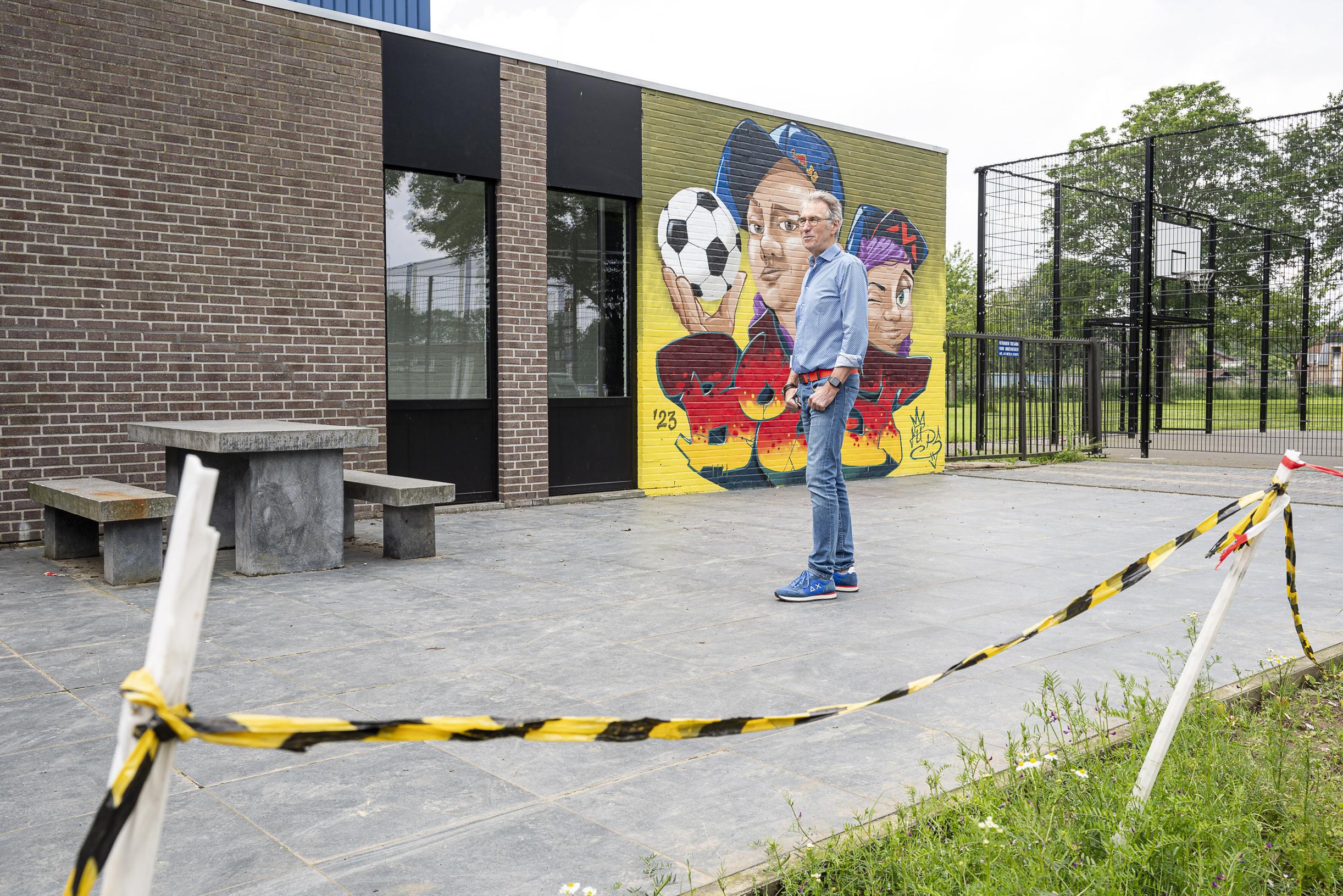 Buurtsuper, school en café, Roosteren verloor alles, maar wacht niet op de zon van Geert Wilders: ‘W